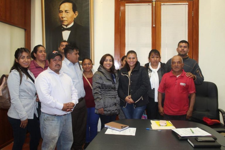 ALCALDESA RECIBE A NUEVA COMITIVA DE ANTORCHA CAMPESINA EN HUATUSCO