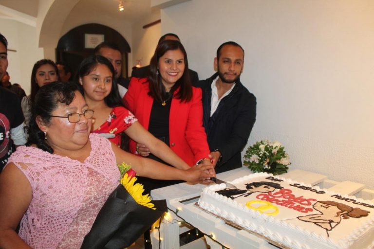 EN HUATUSCO, SE UNEN EN MATRIMONIO POR LO CIVIL 35 PAREJAS