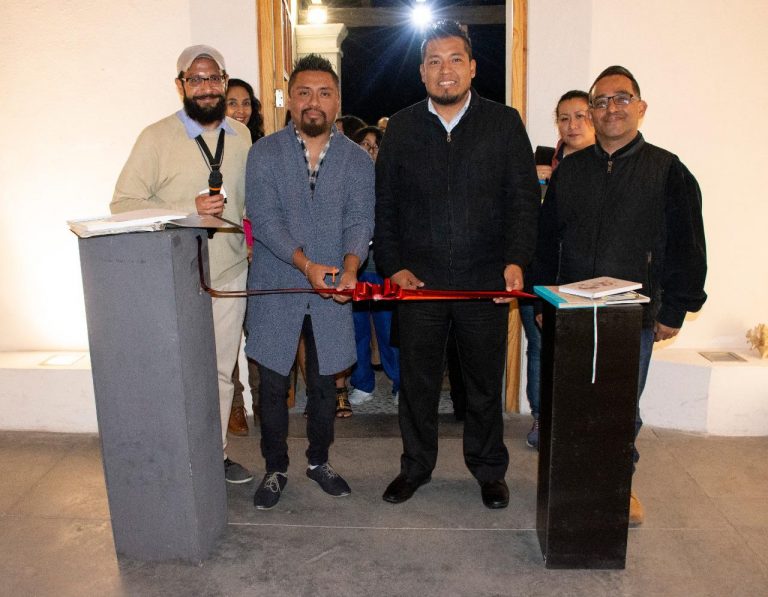 INAUGURAN EN CÓRDOBA EXPOSICIÓN PICTÓRICA DE ARTISTA AMATLECO JAFET ALEJANDRO