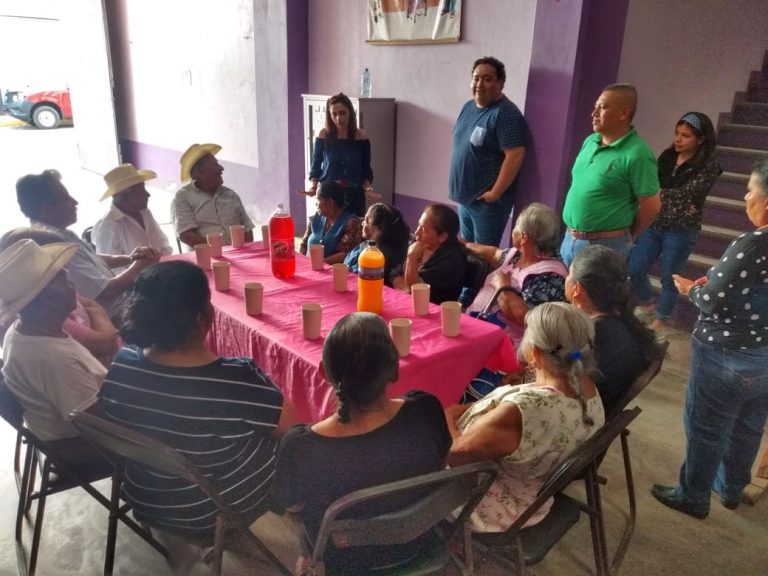 EN SERVICIO COMEDOR COMUNITARIO EN IXHUATLÁN DEL CAFÉ
