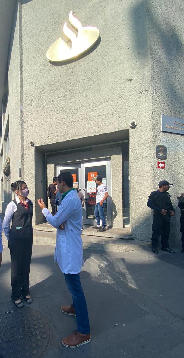 VERIFICAN QUE INSTITUCIONES BANCARIAS RESPETEN LA SANA DISTANCIA