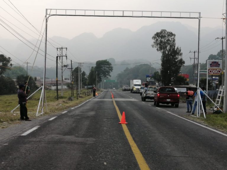 COLOCAN FILTROS SANITIZANTES EN ENTRADAS DE HUATUSCO