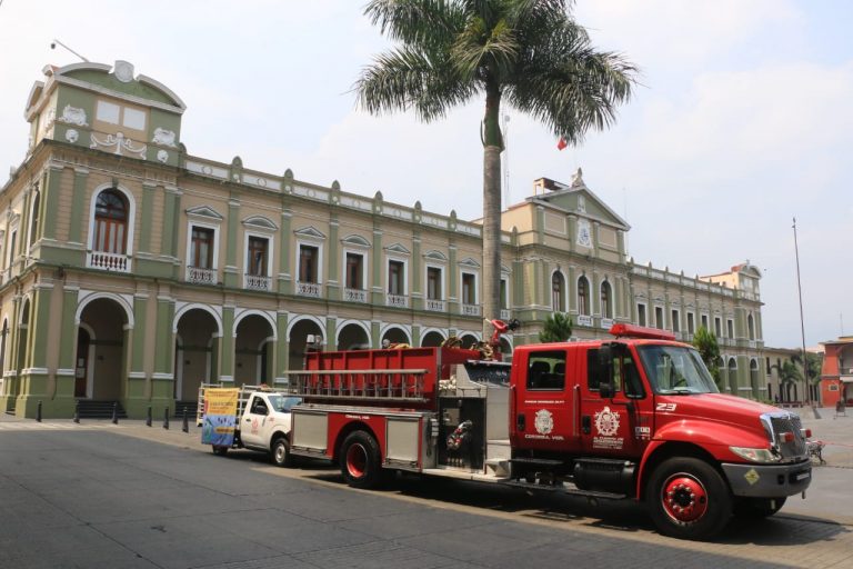 BOMBEROS DE CÓRDOBA SE SUMAN A LA ESTRATEGIA #QUÉDATEENCASA