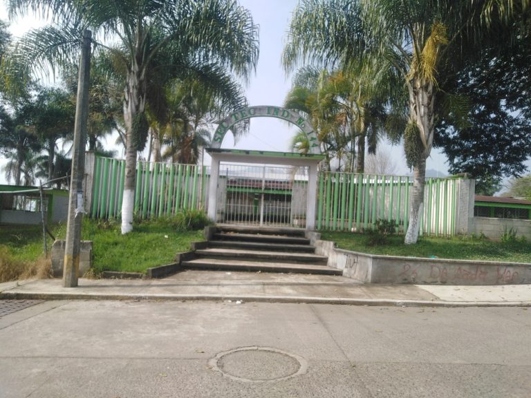 FUMIGARÁN PLANTELES EDUCATIVOS EN HUATUSCO