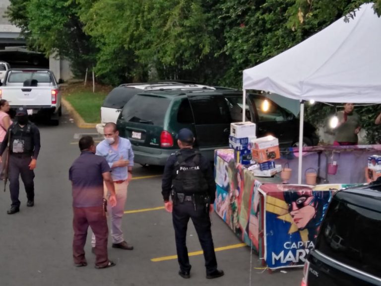 AUTORIDADES MUNICIPALES DE CÓRDOBA RETIRAN A OPERADORES DE JUEGOS DE AZAR