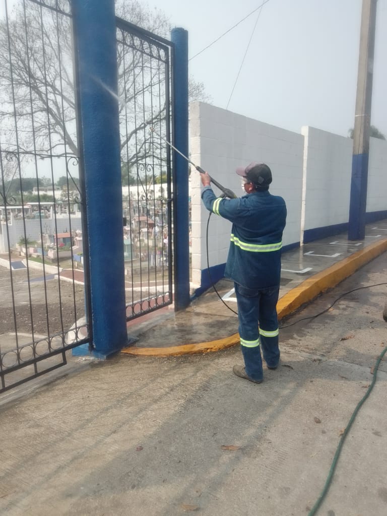 CONTINÚA RESTRINGIDO EL ACCESO DE VISITAS A LOS PANTEONES DE CÓRDOBA