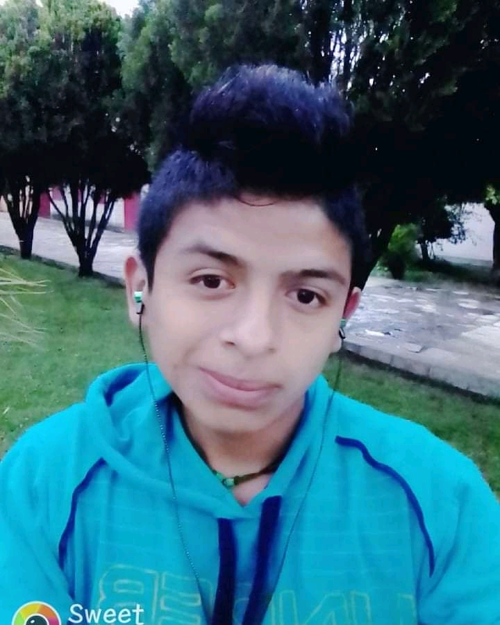 SOLICITAN EL APOYO PARA LOCALIZAR A ADOLESCENTE DE IXHUATLÁN DEL CAFÉ