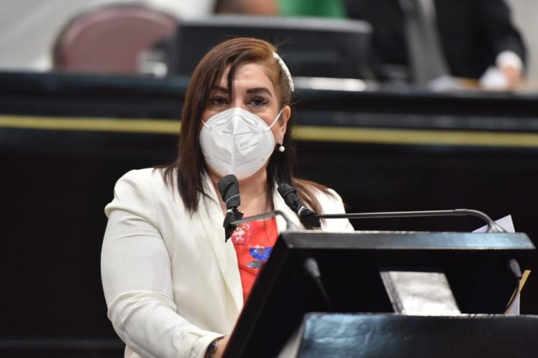 LACERANTE Y VERGONZOSO SOLICITAR ACTAS DE CABILDO A CONGRESO: DIPUTADA ROSALINDA GALINDO