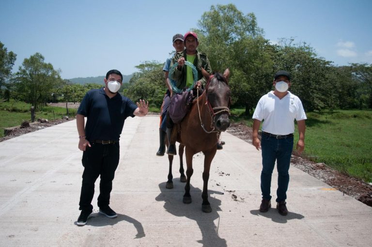 POR LOS CAMINOS DE LOS TUXTLAS