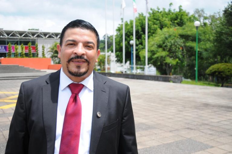 CON CUITLÁHUAC GARCÍA, VERACRUZ CUENTA CON BIENESTAR Y JUSTICIA SOCIAL: GÓMEZ CAZARÍN