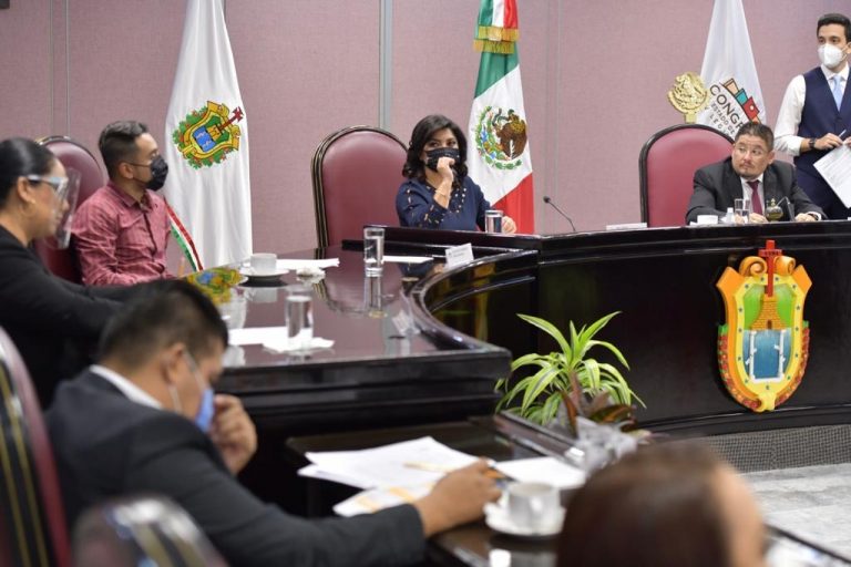 CÉDULA PROFESIONAL SERÍA REQUISITO OBLIGATORIO EN LA ADMINISTRACIÓN PÚBLICA