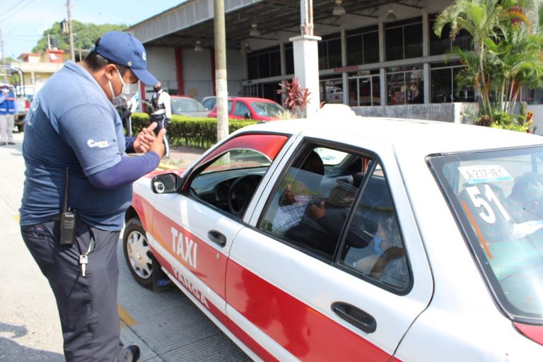 UMPC SUPERVISA APLICACIÓN DE MEDIDAS SANITARIAS EN TRANSPORTE PÚBLICO DE CÓRDOBA