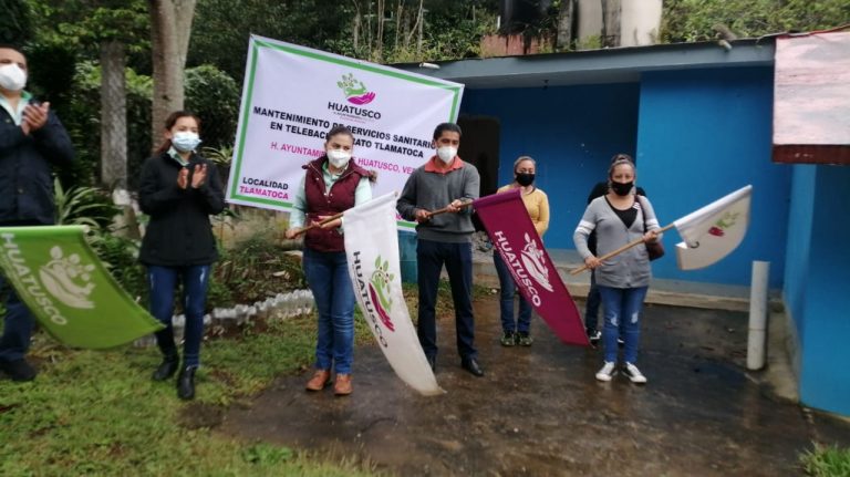 BANDERAZO DE OBRA EN TLAMATOCA PARA EL TELEBACHILLERATO