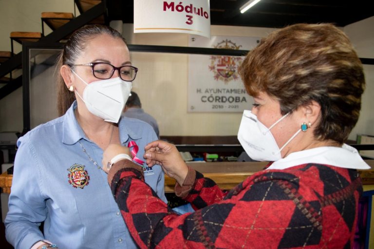 SERVIDORES PÚBLICOS DE CÓRDOBA SENSIBILIZARÁN SOBRE CÁNCER DE MAMA