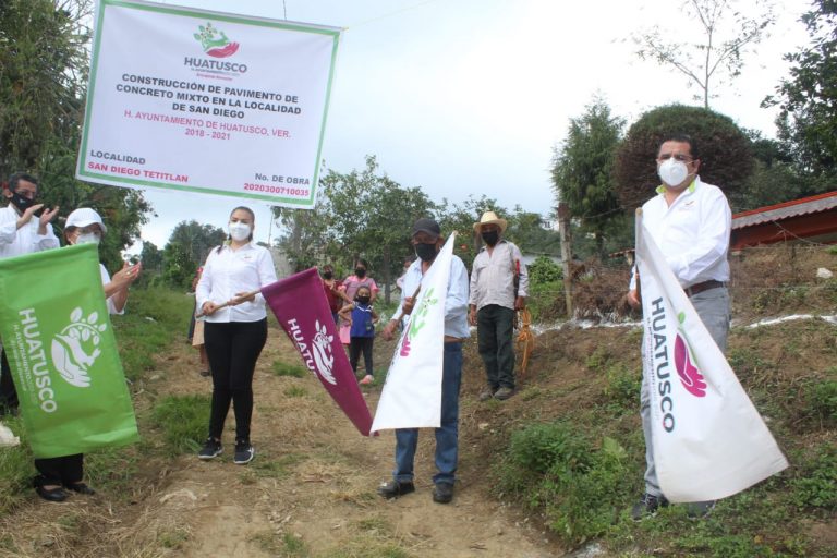 HABITANTES DE SAN DIEGO TETITLÁN, CONTARÁN CON CALLE PAVIMENTADA