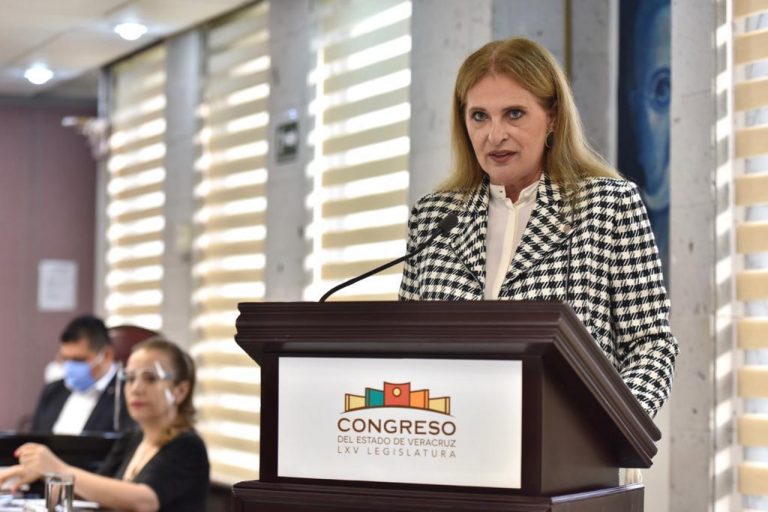 SOLICITA MARÍA CANDELAS FRANCISCO LICENCIA AL CARGO DE DIPUTADA