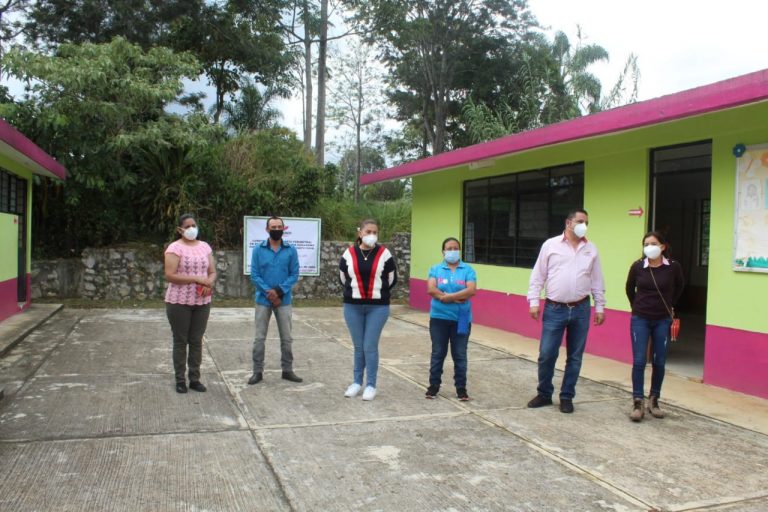 BARDA PERIMETRAL PARA LA TELESECUNDARIA DE COTECONTLA