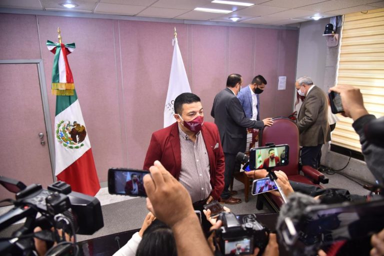 CIFRAS DE CUITLÁHUAC GARCÍA DEMUESTRAN FRACASO YUNISTA Y DOBLA SU OBRA PÚBLICA: GÓMEZ CAZARÍN