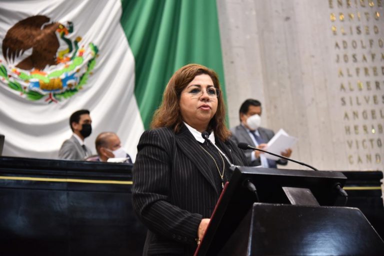 REGULARIAN EN VERACRUZ EL SERVICIO DE ARRASTRE DE VEHÍCULOS