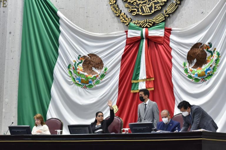 CONGRESO RECIBE DEL GOBERNADOR PROPUESTA DE LEY DEL CENTRO DE CONCILIACIÓN LABORAL