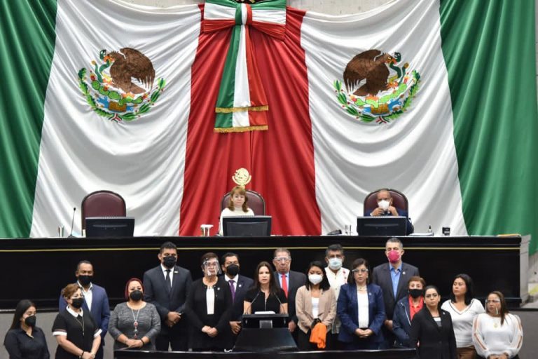 GRUPO LEGISLATIVO DE MORENA RESPALDA A NUESTRA DIPUTADA MÓNICA ROBLES: GÓMEZ CAZARÍN