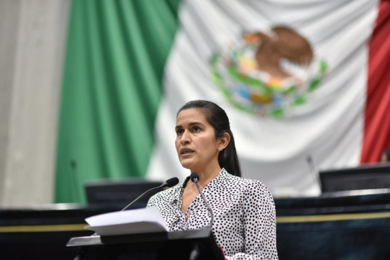 QUE ORFIS INFORME SOBRE DENUNCIAS CONTRA EXSERVIDORES PÚBLICOS, PIDE DIPUTADA