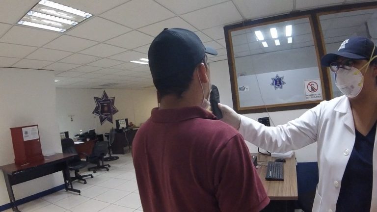 PIDE DIRECCIÓN DE TRÁNSITO Y SEGURIDAD VIAL VIGILAR  EL CONSUMO DE ALCOHOL EN ESTAS FIESTAS DECEMBRINAS