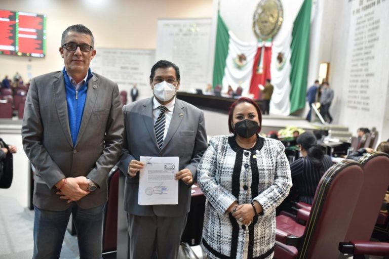PRESENTA COMISIÓN INICIATIVA DE LEY DE EDUCACIÓN PARA VERACRUZ