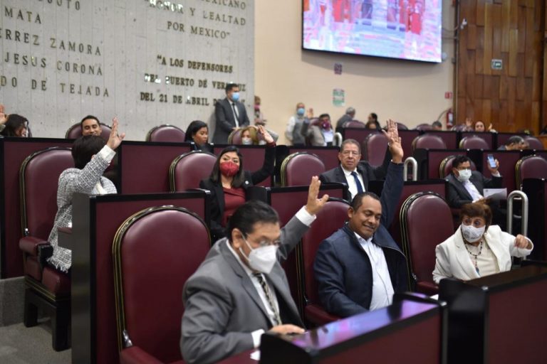 DESIGNA CONGRESO A APOLINAR LARA COMO NUEVO PRESIDENTE MUNICIPAL DE MOLOACÁN