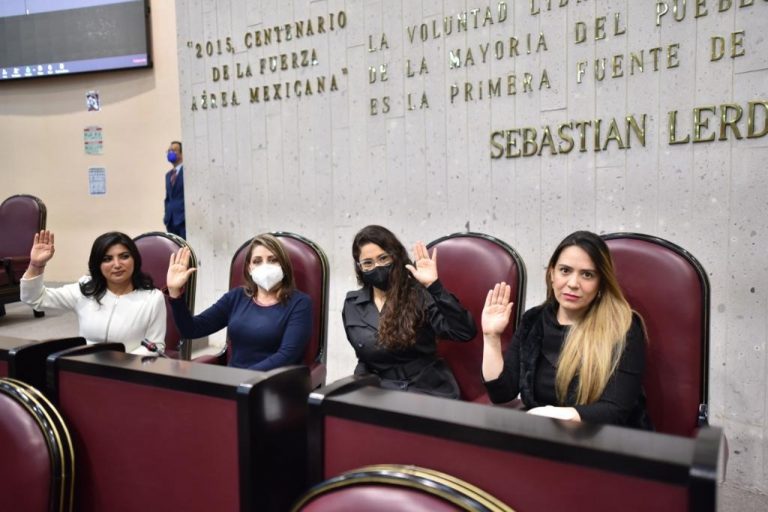 DA ENTRADA CONGRESO A MINUTAS EN MATERIA DE NACIONALIDAD Y REFORMAS AL PJF