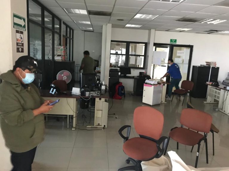 ATIENDE PERSONAL DE PROTECCIÓN CIVIL DEL PJEV DAÑOS EN DISTRITO JUDICIAL DE VERACRUZ