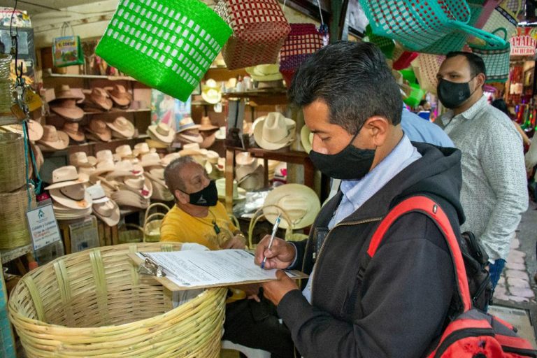 EN CÓRDOBA NOTIFICAN A COMERCIANTES DE MERCADOS MUNICIPALES SANCIONES EN CASO DE NO APLICAR MEDIDAS SANITARIAS