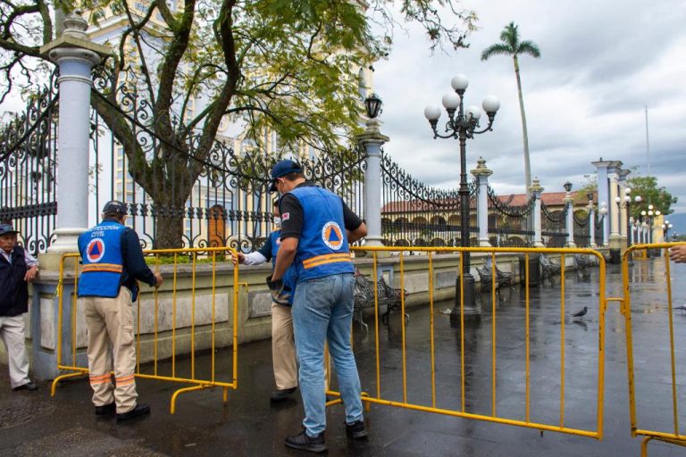 ENTRAN EN VIGOR MEDIDAS ESTRAORDINARIAS ANTE COVID19 EN CÓRDOBA, ALERTAN POR RIESGO SANITARIO ALTO