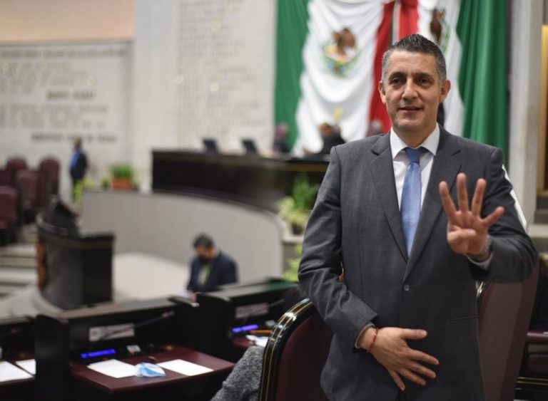 DIPUTADO MORENISTA DESMIENTE SU ASISTENCIA A «FIESTA COVID»