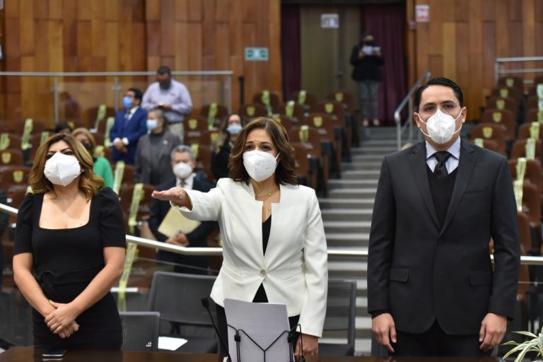 COMPARECE TITULAR DEL IVAI ANTE EL CONGRESO