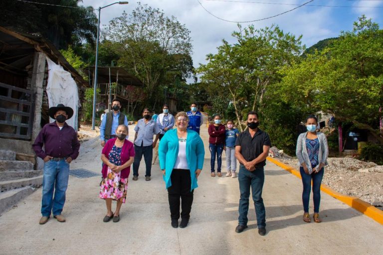 REHABILITA AYUNTAMIENTO DE CÓRDOBA CAMINO EN COMUNIDAD OJO DE AGUA