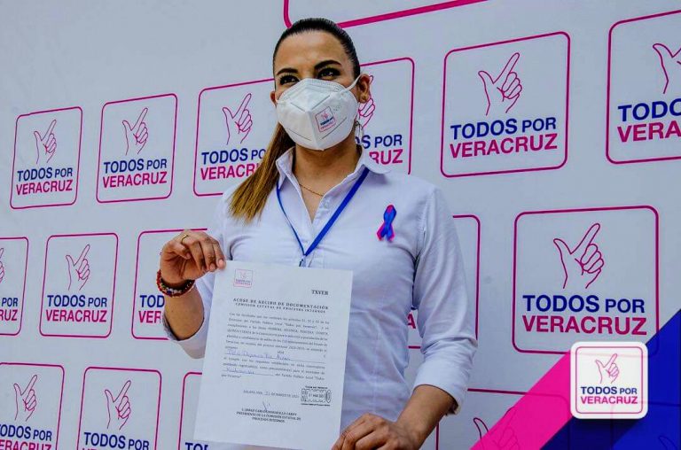 TODOS POR VERACRUZ REGISTRA A DAFNÈ PAZ ARENAS COMO CANDIDATA POR HUATUSCO