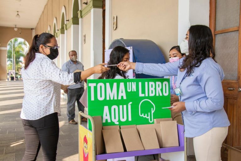 PROMUEVEN LECTURA EN EL DÍA INTERNACIONAL DEL LIBRO