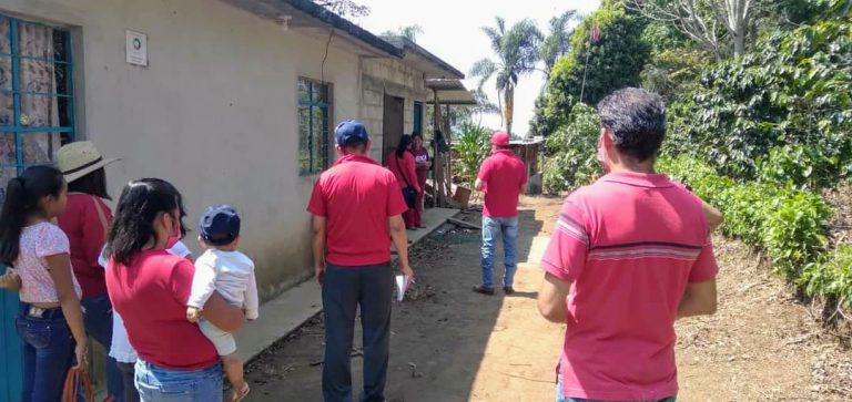 EN SOCHIAPA, CON PASOS FIRMES, INICIA CAMPAÑA ROSALBA ANDRADE CORTÉS