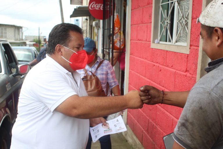 ATENCIÓN A LA SALUD Y ALIMENTACIÓN PARA LOS HUATUSQUEÑOS