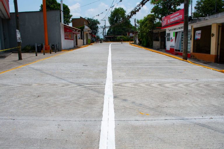 AYUNTAMIENTO DE CÓRDOBA REHABILITA MÁS DE DOS MIL METROS CUADRADOS DE LA CARRETERA A AMATLÁN