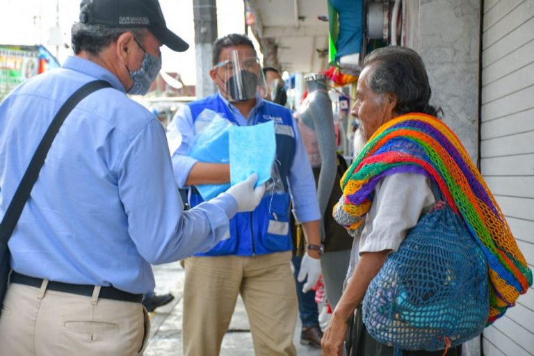 SUPERVISA AYUNTAMIENTO DE CÓRDOBA APLICACIÓN DE MEDIDAS PREVENTIVAS ANTE EL COVID EN COMERCIO LOCAL