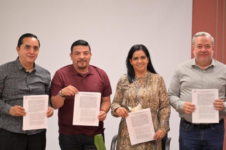 FIRMAN CONGRESO DEL ESTADO Y SU SINDICATO NEGOCIACIÓN LABORAL 2021