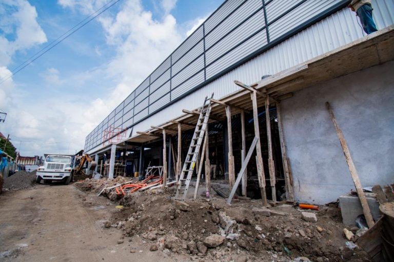 AVANZA REMODELACIÓN DEL MERCADO REVOLUCIÓN, ANTICIPAN CONCLUSIÓN DE TRABAJOS ESTE MES