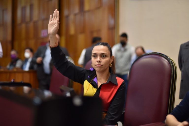 APRUEBA CONGRESO REDUCIR 50% EL FINANCIAMIENTO A PARTIDOS POLÍTICOS