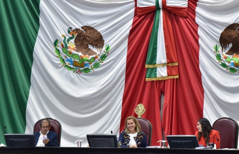 CONVOCA CONGRESO A ELECCIONES EXTRAORDINARIAS PARA DOS AYUNTAMIENTOS