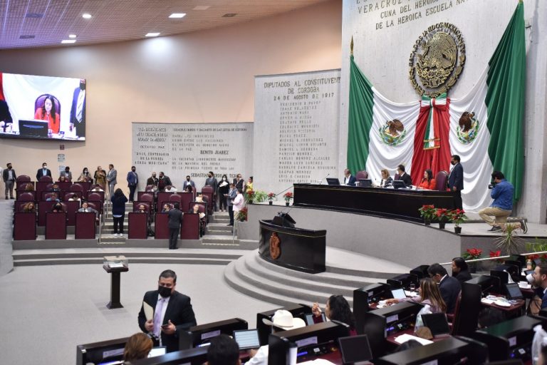 LLAMA CONGRESO A MUNICIPES SUPLENTES A ASUMIR TITULARIDAD EN SUS AYUNTAMIENTOS