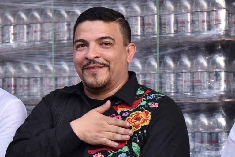 «RESPALDO TOTAL AL GOBIERNO DE VERACRUZ; SOMOS UN PUEBLO DE PAZ, TRABAJO Y RESPONSABILIDAD»: JUAN JAVIER GÓMEZ CAZARÍN