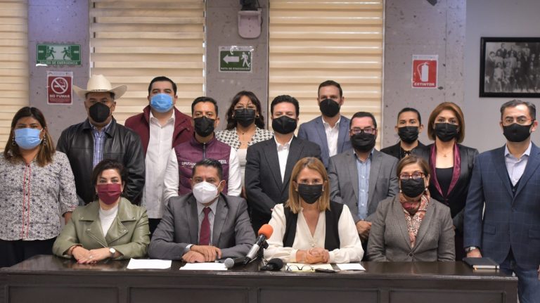 NO MÁS INTROMISIONES POLÍTICAS EN VERACRUZ; EXIGEN DIPUTADOS DE MORENA