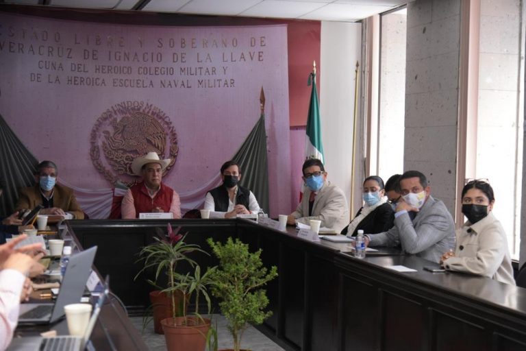 PROPONE DIPUTADO ALTERNATIVAS DE ABASTO DE AGUA PARA ACAYUCAN